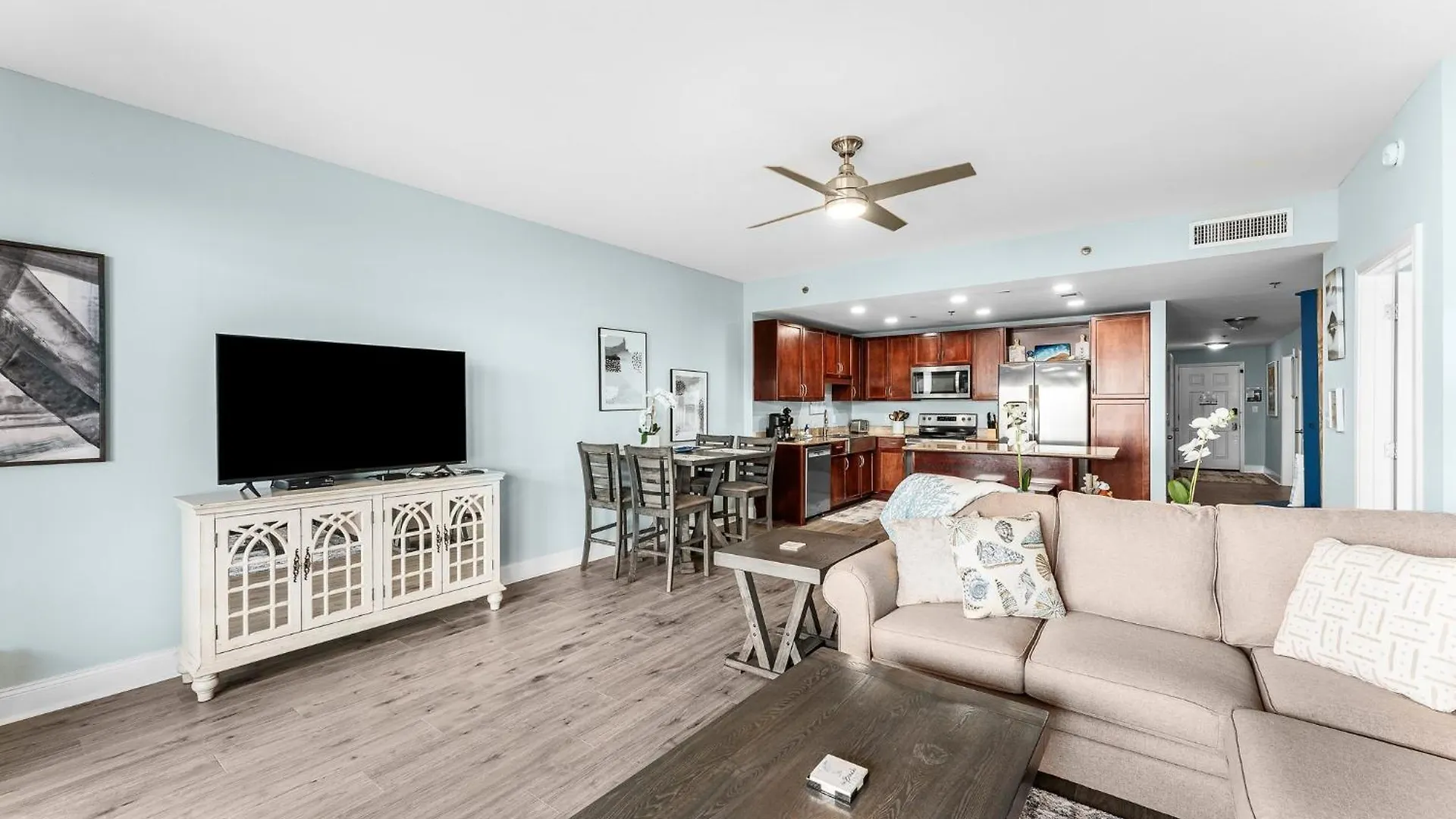 Holiday home Laketown Wharf #721 By Nautical Properties Panama City Beach