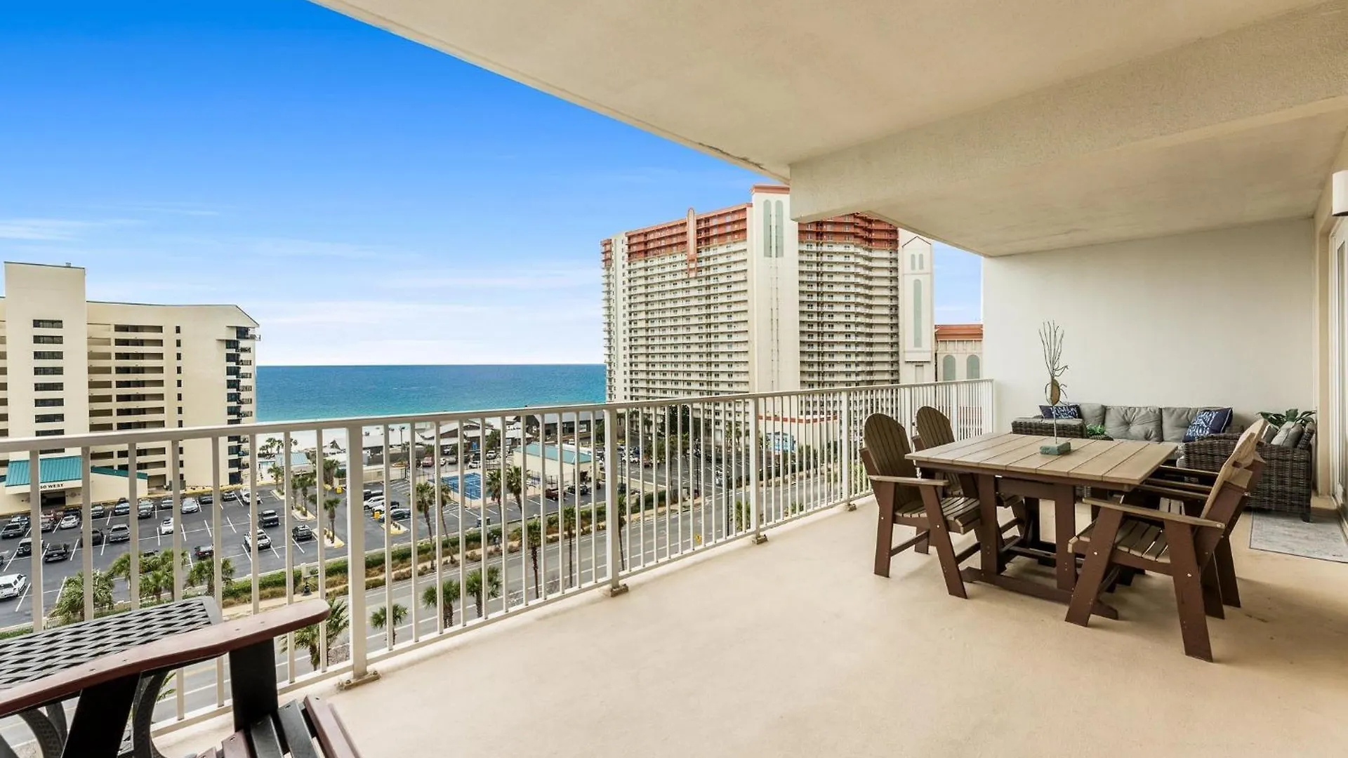 Laketown Wharf #721 By Nautical Properties Panama City Beach Holiday home